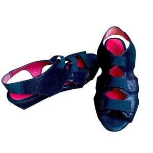 PAS DE ROUGE Italy Silvia Black Sandals Sling Back Wedge Leather Peep Toe Size 7